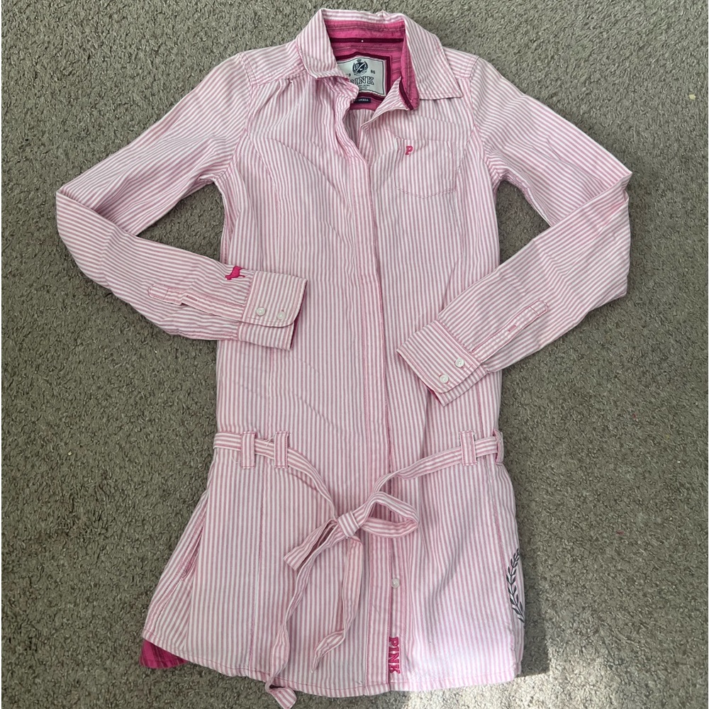 pink nightgown